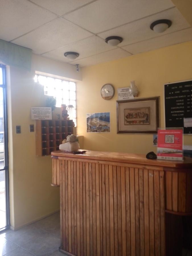 Hostal Rozal Spa Hospicio 伊基克 外观 照片