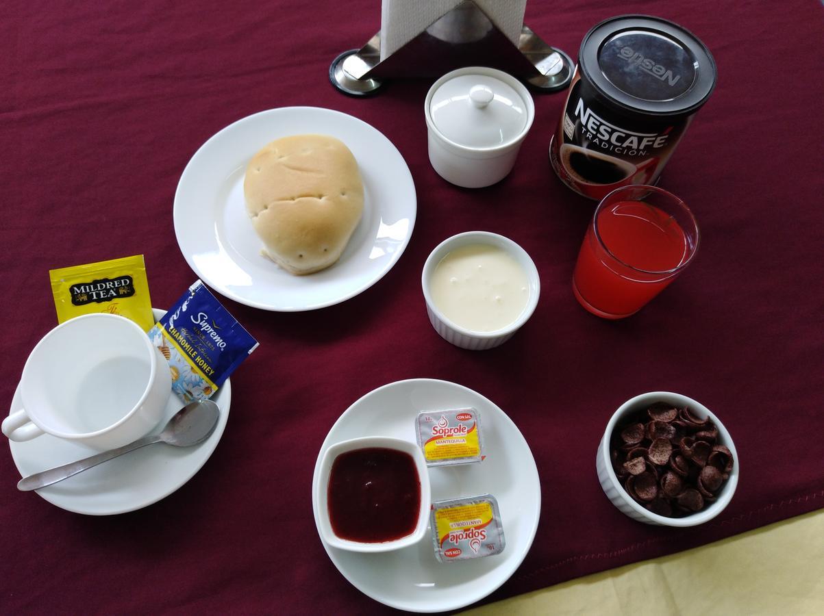 Hostal Rozal Spa Hospicio 伊基克 外观 照片