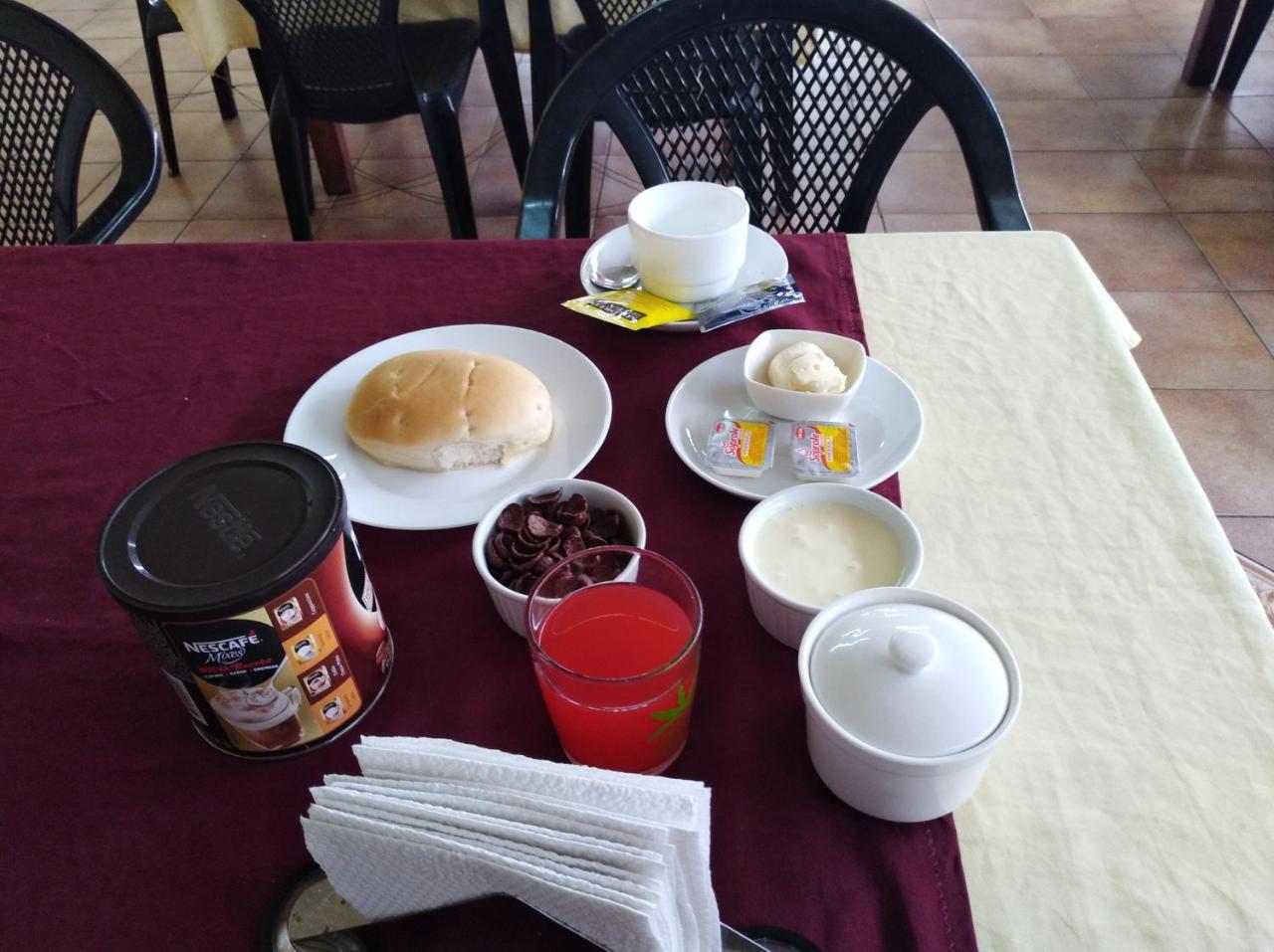 Hostal Rozal Spa Hospicio 伊基克 外观 照片