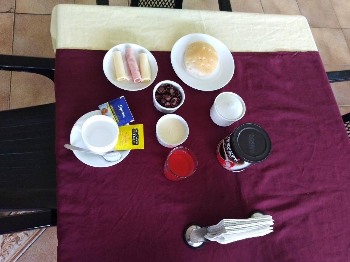 Hostal Rozal Spa Hospicio 伊基克 外观 照片
