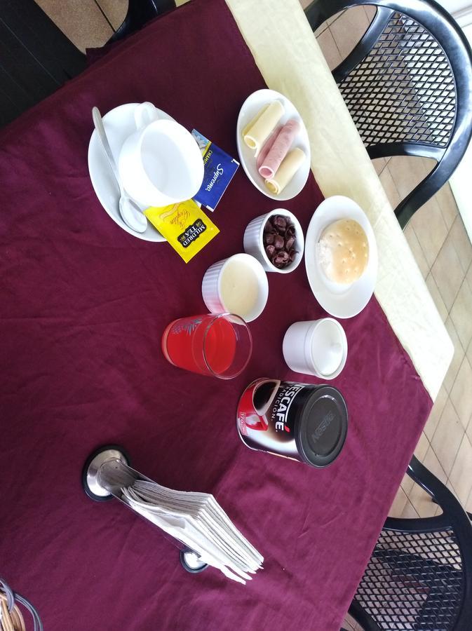 Hostal Rozal Spa Hospicio 伊基克 外观 照片